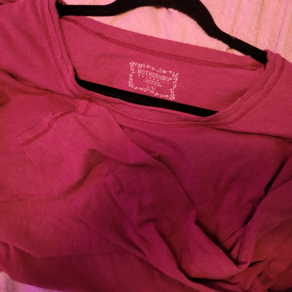 LG motherhood maternity maternity top in maroon